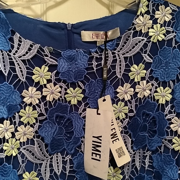 Formal wear - Picture 3 of 3